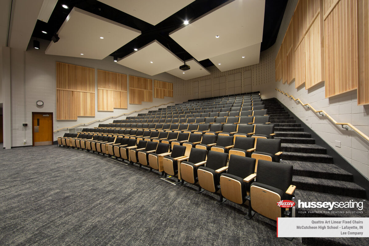 Quattro Art Linear fixed auditorium chairs