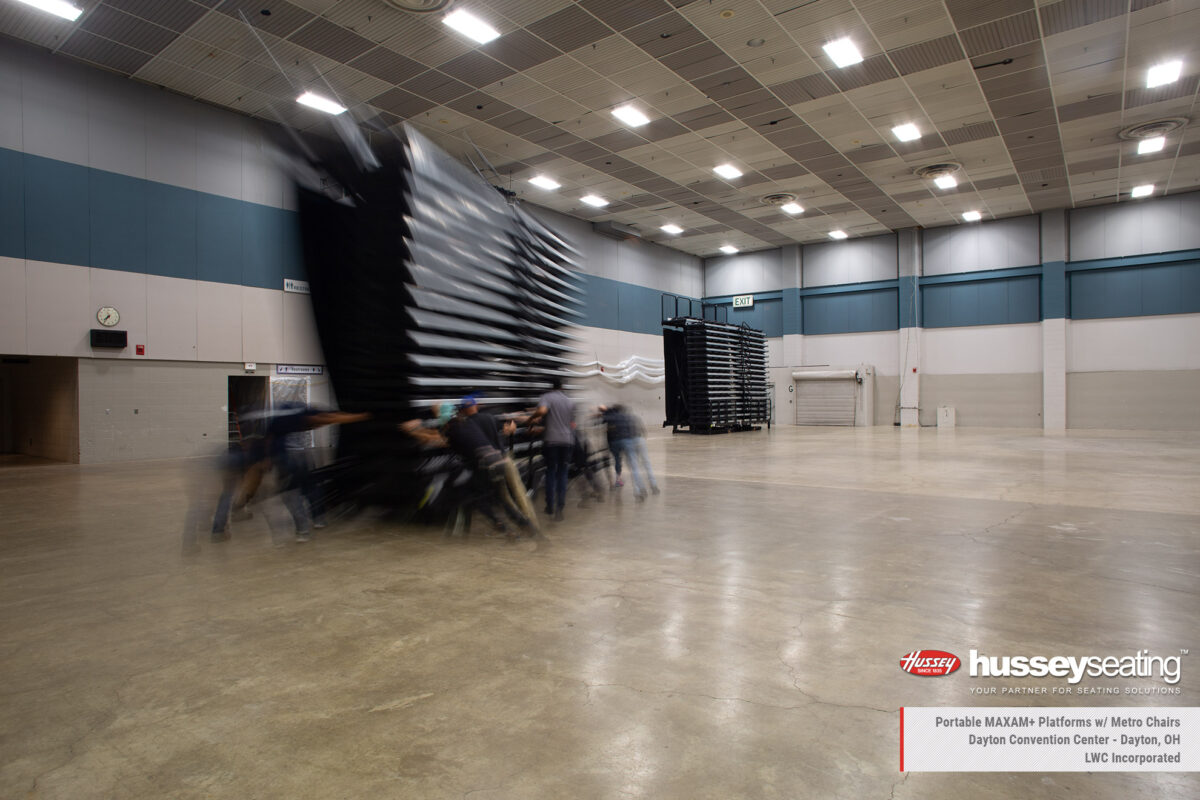 Metro Chair on MAXAM+ telescopic platform