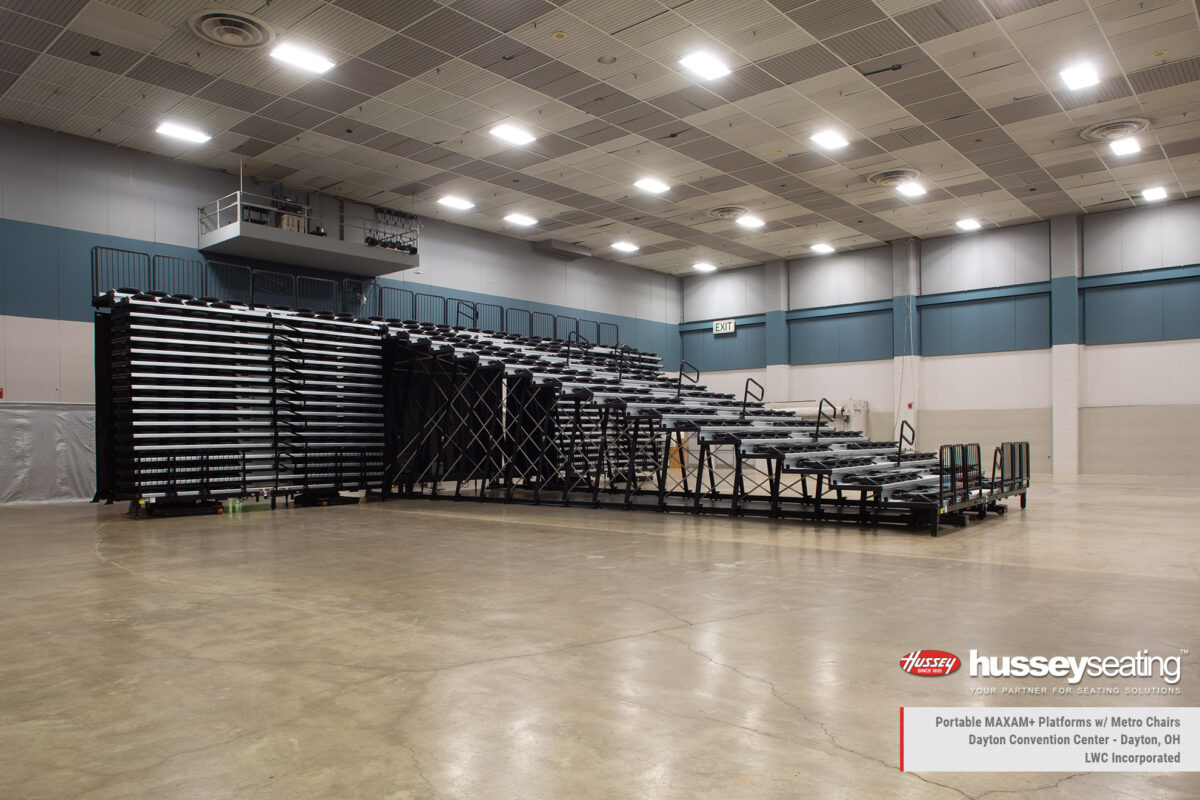 Metro Chair on MAXAM+ telescopic platform