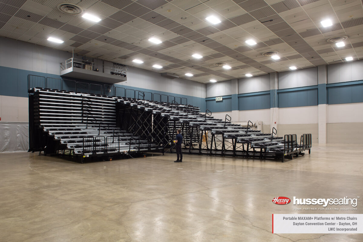 Metro Chair on MAXAM+ telescopic platform